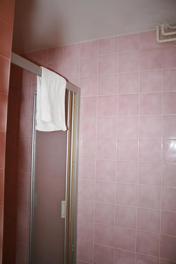 Auberge Saint Martin Saint-Martin-Terressus Quarto foto